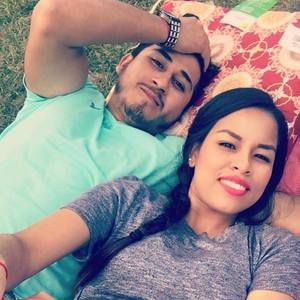 Meet your Posher, Dalia